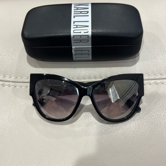 Karl Lagerfeld Sunglasses KL 994S - Picture 1 of 7